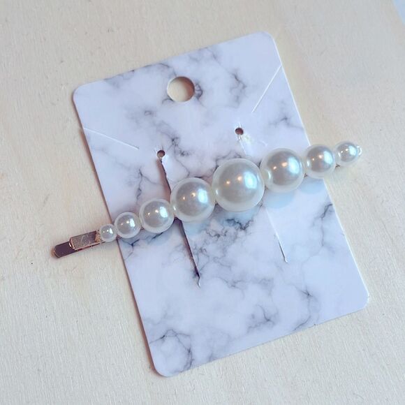 Pearl Embellished Gold Bobbi Pin Hair Accessory - Picture 3 of 6